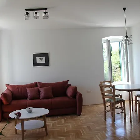 Kantrida Apartment *