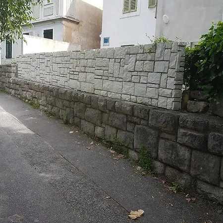 Kantrida Apartment *